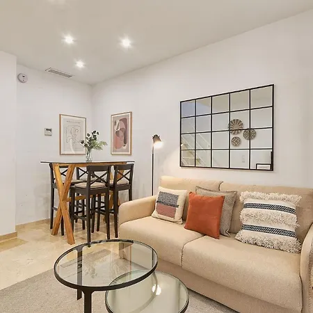 Hanna In By Solaga Homes Apartment *